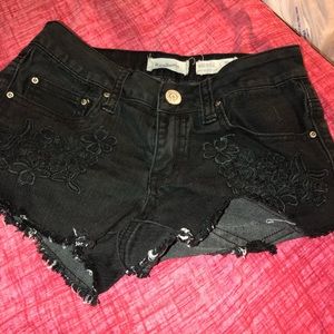 Black Mid rise Short Shorts